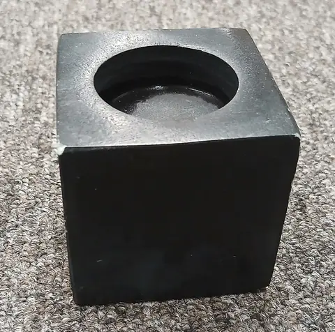 Teelichthalter Estel, Schwarz aus Speckstein