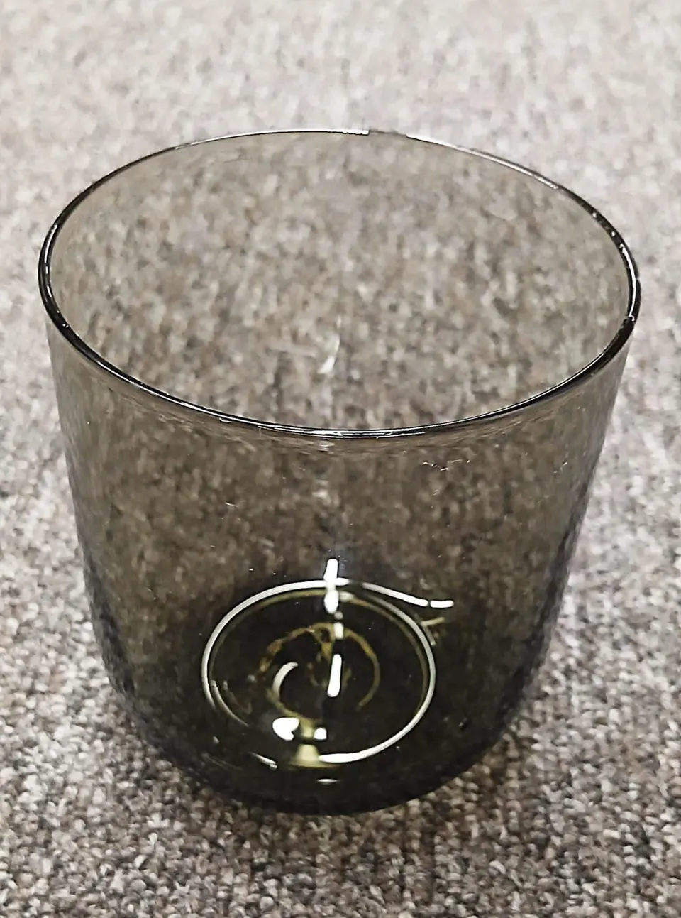 Wasserglas Selma, Rauchig aus Glas