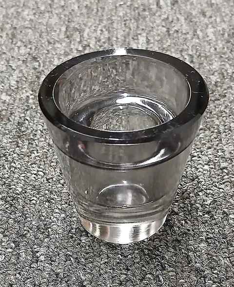 Kerzenhalter Sip, Rauchig aus Glas