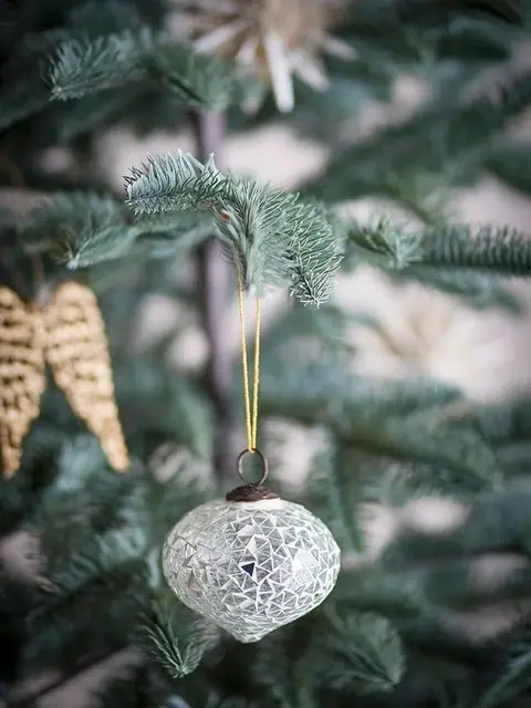 Weihnachtskugel Nadine – Ansicht 2 – Ansicht 2