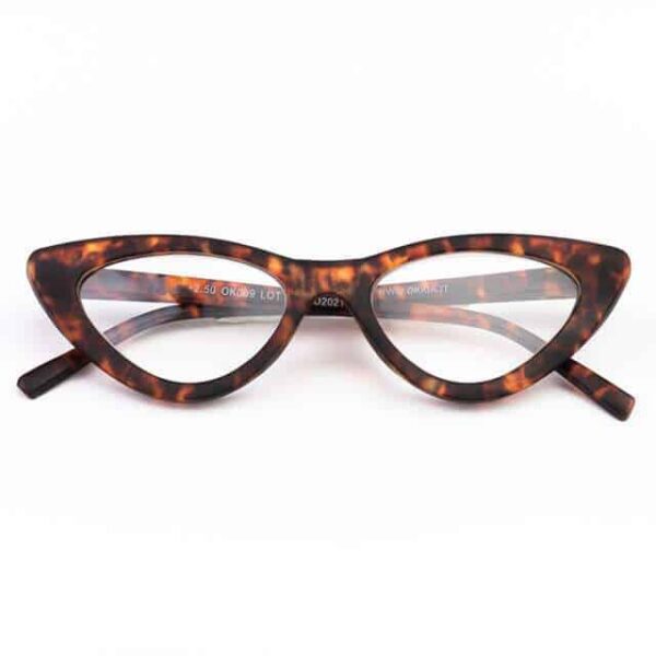 Okkia Lesebrille Adriana OK009CH mit einer Stärke von 2.00, elegantes Design für modebewusste Leserinnen.