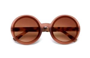 Okkia Sonnenbrille Monica OK014-PH modisches Damenmodell mit leicht getönten Gläsern und elegantem Rahmen