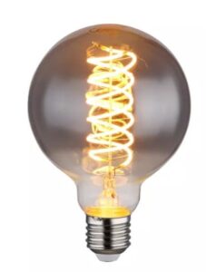 LED Leuchtmittel mit 280 Lumen für energiesparende und effiziente Beleuchtung in Wohnräumen und Büros.