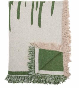 Decke Haxby in den Maßen 160x130cm aus weichem, hochwertigem Material für gemütliche Wärme und stilvolles Wohnen