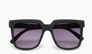 Okkia Sonnenbrille Roma OK040-BK in elegantem Schwarz mit UV-Schutz für stilvolle Augenmode im Sommer.