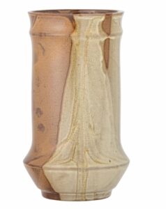 Vase Hailo - elegante Keramikvase für moderne Innenräume, optimal für Blumenarrangements und Dekoration