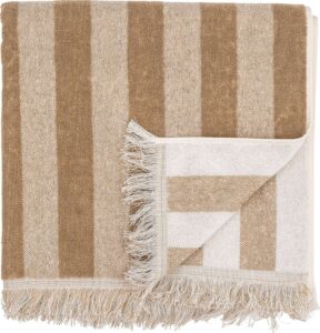 Duschtuch Elaia aus hochwertiger Baumwolle in elegantem Design, ideal für den täglichen Gebrauch im Badezimmer oder beim Sport.