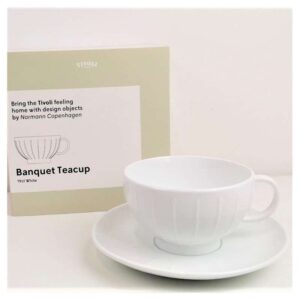Teetasse aus Porzellan mit passendem Untersetzer, ideal für Tee und Kaffee, elegantes Design, langlebig und hitzebeständig