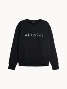 Damen-Sweater mitStickerei aus 100% Bio-Baumwolle für nachhaltige Mode und hohen Tragekomfort