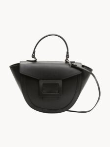Handgefertigte Leder-Handtasche Votti aus hochwertigem Echtleder mit elegantem Design und robusten Tragegriffen
