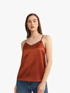 Seiden-Camisole mit V-Ausschnitt vorne und hinten in elegantem Design