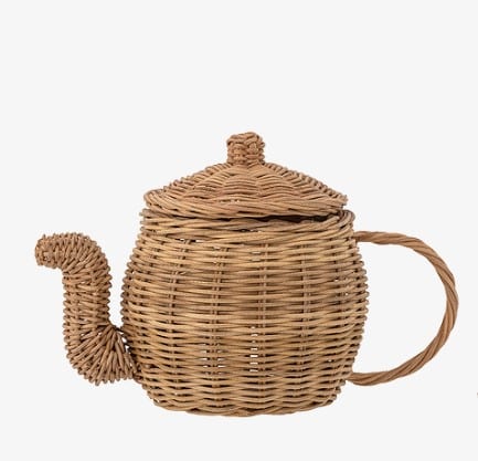 Teekanne RATTAN aus natürlichem Rattangeflecht mit elegantem Design und hitzebeständigem Glasbehälter ideal für losen Tee