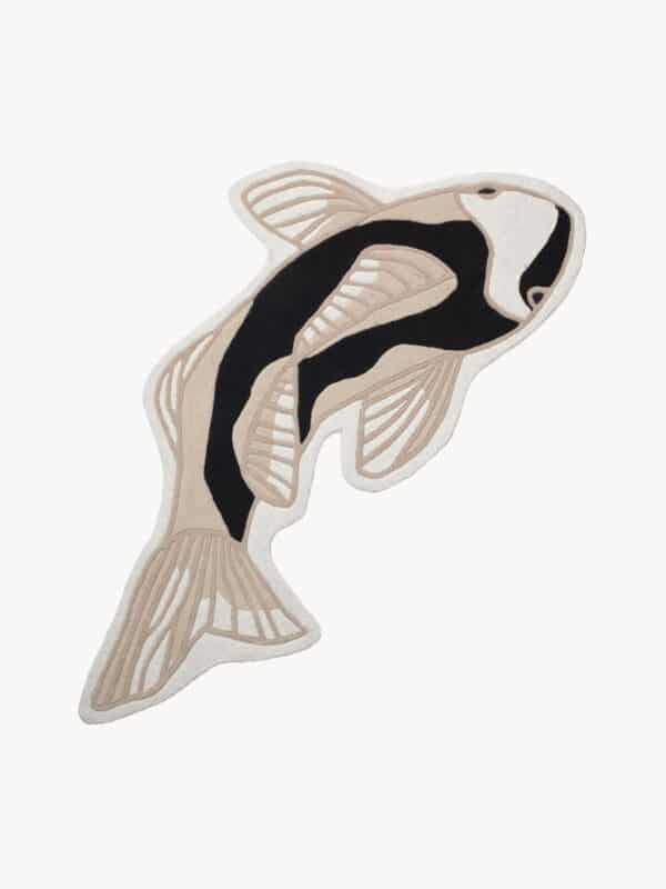 Wollteppich Fisch in den Maßen 97 x 130 cm mit aquatischem Design und hochwertigen Materialien
