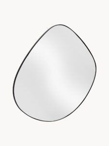 Wandspiegel in organischer Form mit den Maßen Höhe 90 cm und Breite 93 cm für modernes Interieur