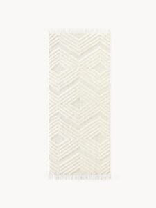 Handgewebter Baumwollläufer mit Hoch-Tief-Struktur in den Maßen B 80 x L 200 cm, ideal für moderne Wohnbereiche