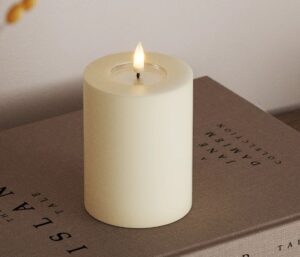 LED Blockkerze cremefarben 7,5 x 10 cm energiesparende elektrische Kerze mit realistischem Flammeneffekt