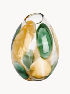 Mundgeblasene Vase Bagodar aus farbigem Glas mit elegantem Design und handgefertigter Verarbeitung