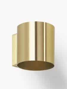 Kleine elegante Wandleuchte in Gold für stilvolle Innenraumbeleuchtung