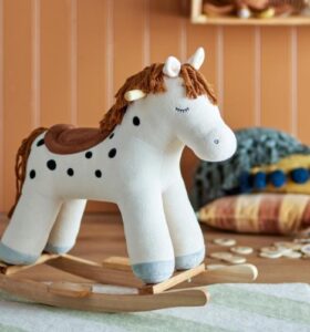 Schauckelpferd Merlen aus Holz für Kinder zum Schaukeln und Spielen