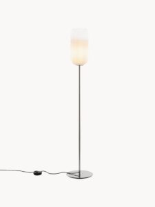 Mundgeblasene Stehlampe Artemide aus hochwertigem Glas mit elegantem Design und stimmungsvollem Licht