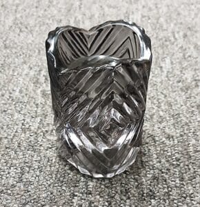 Kerzenständer Blume aus Metall in Blumenform für dekorative Kerzenhalterung