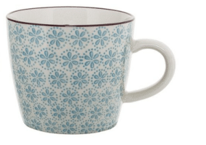 Tasse Patzi Blau aus hochwertiger Keramik mit ergonomischem Griff und modernem Design
