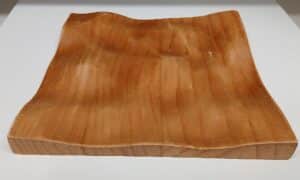 Ablage Wave moderne Wandablage aus Holz mit kurvigem Design für stilvolle Raumnutzung